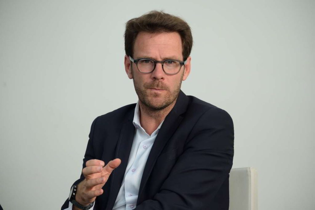 Nicolas Mayer-Rossignol, maire de Rouen, président de la Métropole