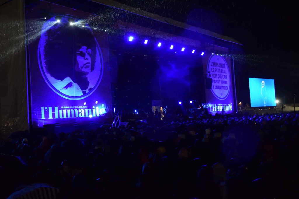 La foule des grands soirs.