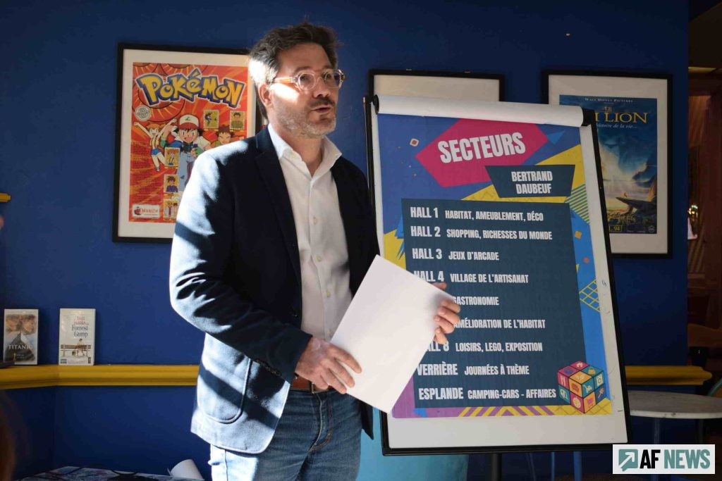 Bertrand Daubeuf a présenté la répartition des halls du parc expo lors de la conférence de presse