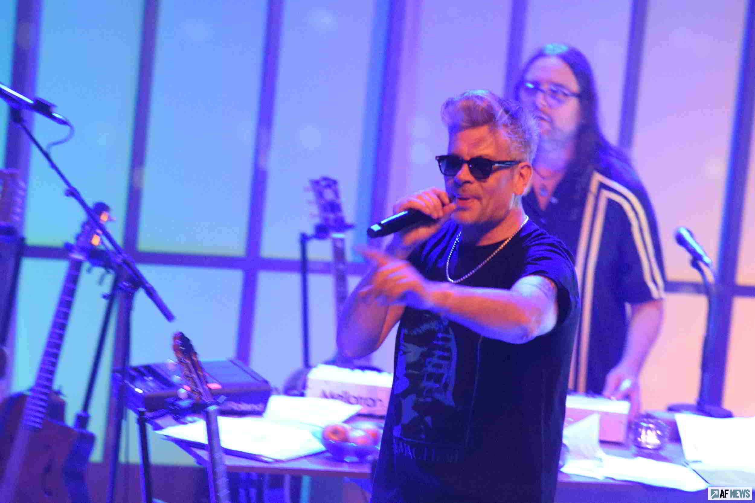 Benjamin Biolay au Rive Gauche (76)