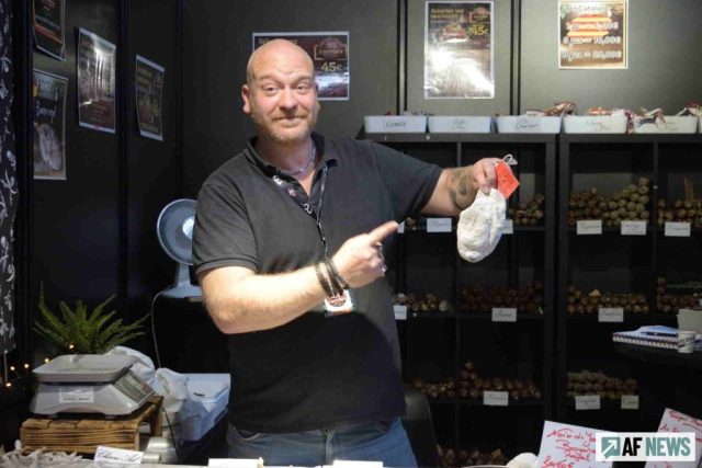 le dimanche, c'est la moment des promos au stand cochonaille