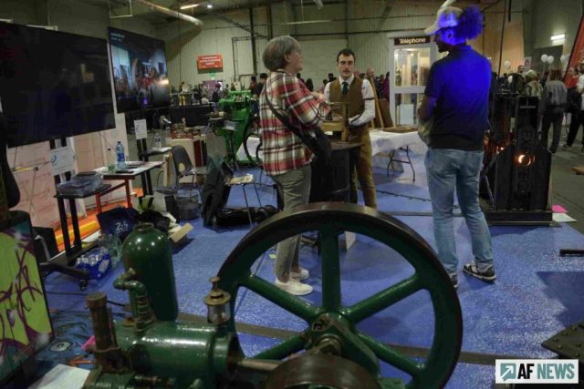 Des démonstrations étonnantes à propos des machines à laver d'un autre temps