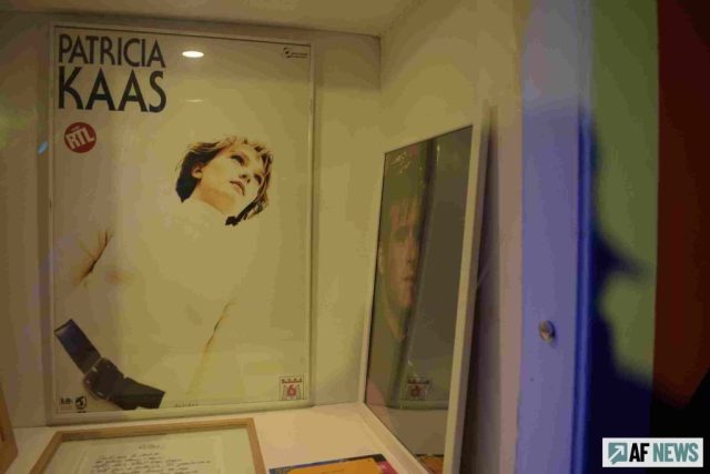 Une affiche de Patricia Kaas, la mademoiselle qui chante le blues